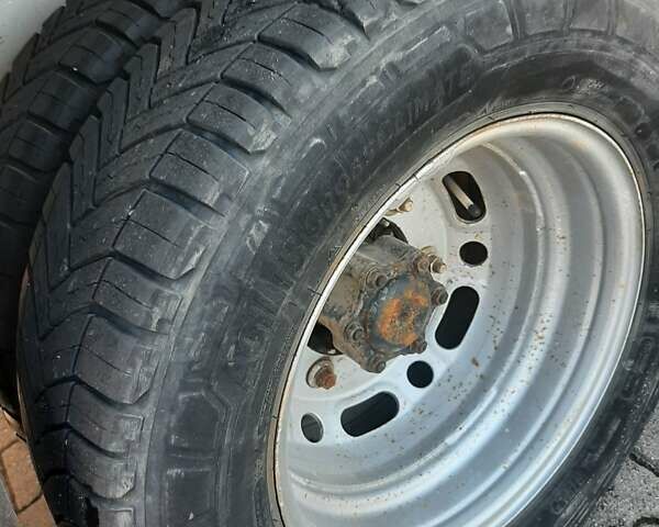 Белый Мерседес Sprinter, объемом двигателя 2.99 л и пробегом 382 тыс. км за 18000 $, фото 4 на Automoto.ua