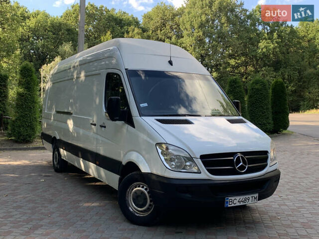 Белый Мерседес Sprinter, объемом двигателя 2.15 л и пробегом 620 тыс. км за 15999 $, фото 5 на Automoto.ua