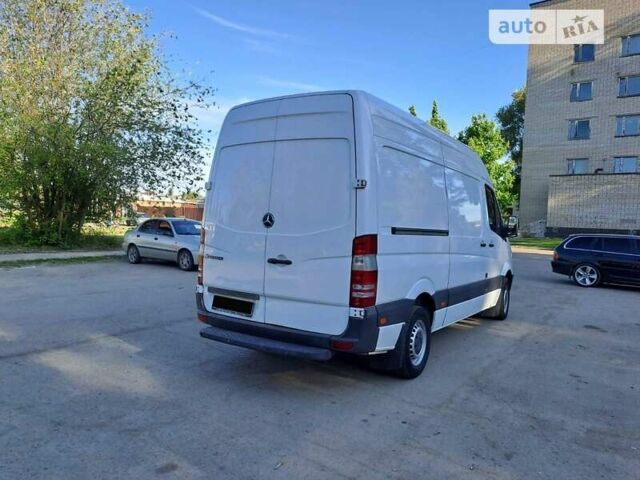 Белый Мерседес Sprinter, объемом двигателя 2.2 л и пробегом 302 тыс. км за 8700 $, фото 18 на Automoto.ua