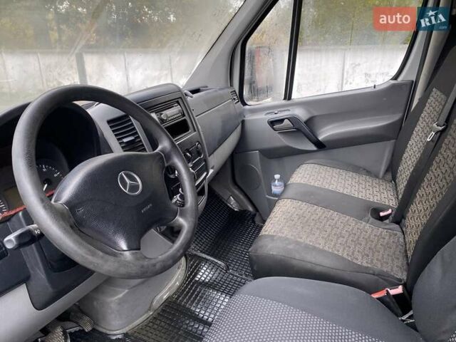 Белый Мерседес Sprinter, объемом двигателя 2.99 л и пробегом 390 тыс. км за 17500 $, фото 19 на Automoto.ua