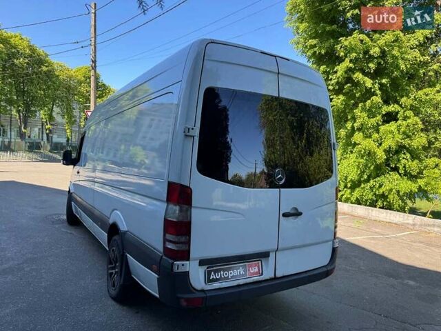 Белый Мерседес Sprinter, объемом двигателя 2.2 л и пробегом 367 тыс. км за 11390 $, фото 7 на Automoto.ua