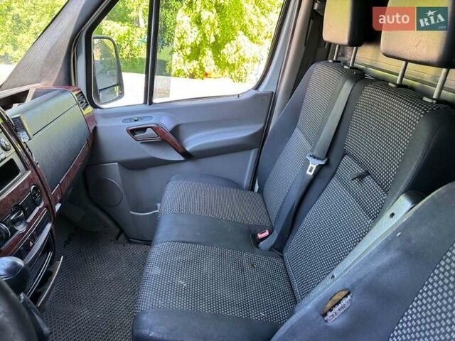 Белый Мерседес Sprinter, объемом двигателя 2.2 л и пробегом 367 тыс. км за 11390 $, фото 13 на Automoto.ua