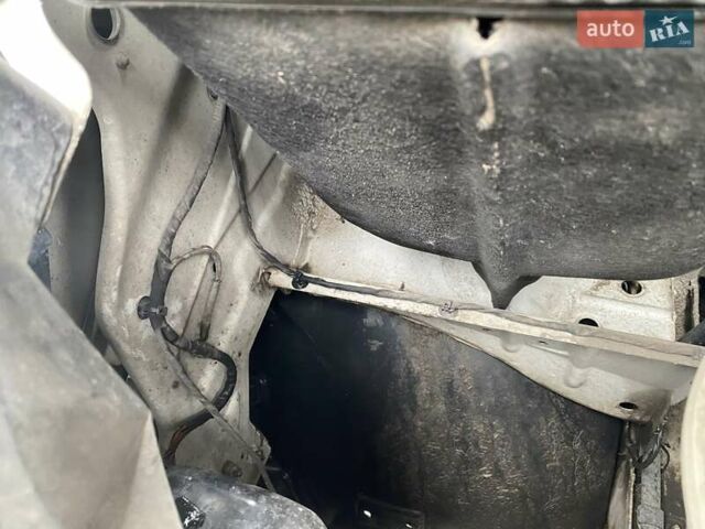 Белый Мерседес Sprinter, объемом двигателя 2.99 л и пробегом 390 тыс. км за 17500 $, фото 24 на Automoto.ua