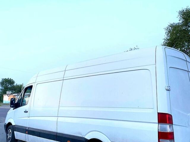 Білий Мерседес Sprinter, об'ємом двигуна 2.1 л та пробігом 391 тис. км за 11000 $, фото 3 на Automoto.ua
