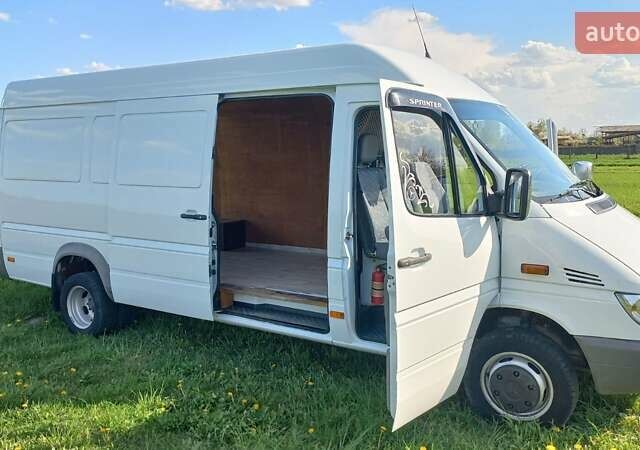 Белый Мерседес Sprinter, объемом двигателя 2.7 л и пробегом 385 тыс. км за 21500 $, фото 18 на Automoto.ua