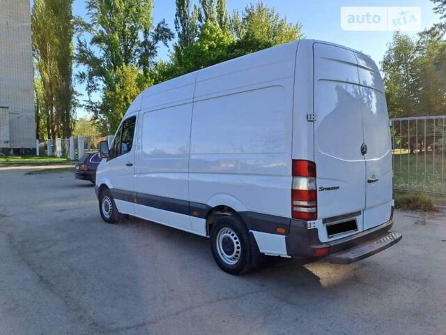 Белый Мерседес Sprinter, объемом двигателя 2.2 л и пробегом 302 тыс. км за 8700 $, фото 5 на Automoto.ua