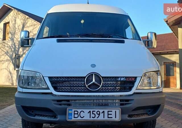 Белый Мерседес Sprinter, объемом двигателя 2.7 л и пробегом 385 тыс. км за 19800 $, фото 30 на Automoto.ua