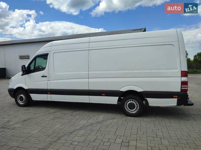 Белый Мерседес Sprinter, объемом двигателя 3 л и пробегом 560 тыс. км за 14300 $, фото 7 на Automoto.ua