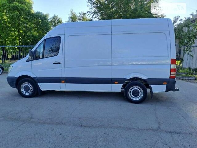 Белый Мерседес Sprinter, объемом двигателя 2.2 л и пробегом 302 тыс. км за 8700 $, фото 23 на Automoto.ua