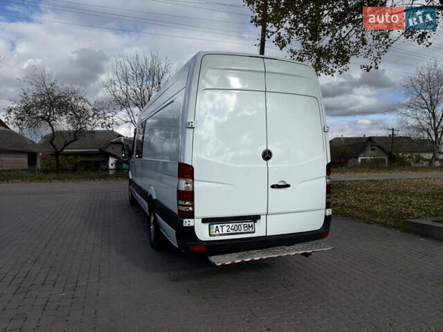 Белый Мерседес Sprinter, объемом двигателя 2.99 л и пробегом 333 тыс. км за 16900 $, фото 10 на Automoto.ua