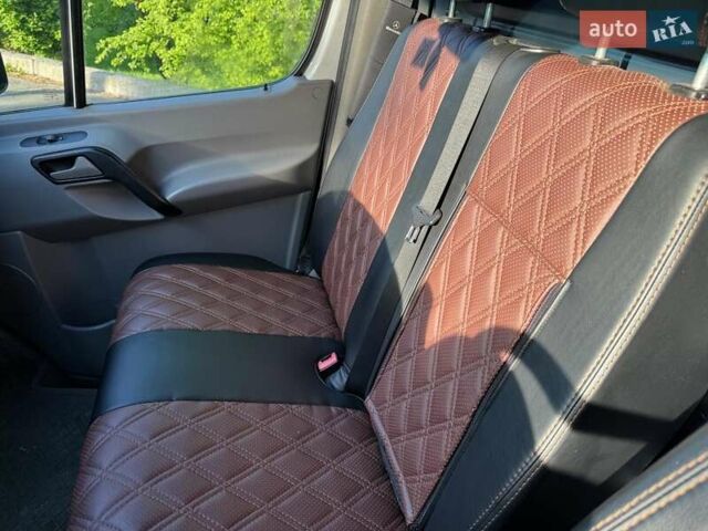 Белый Мерседес Sprinter, объемом двигателя 3 л и пробегом 577 тыс. км за 11390 $, фото 13 на Automoto.ua