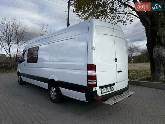 Белый Мерседес Sprinter, объемом двигателя 2.99 л и пробегом 333 тыс. км за 16900 $, фото 9 на Automoto.ua
