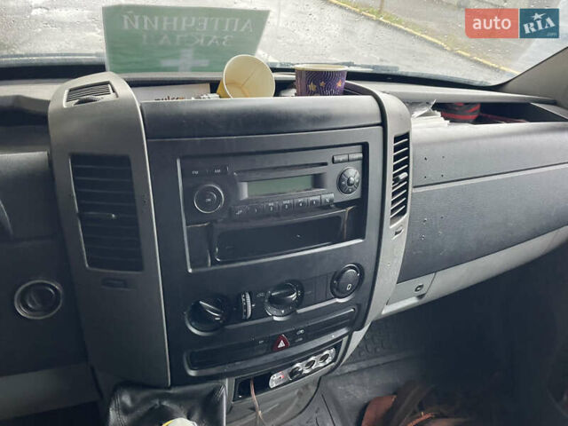 Білий Мерседес Sprinter, об'ємом двигуна 2.87 л та пробігом 444 тис. км за 7500 $, фото 7 на Automoto.ua