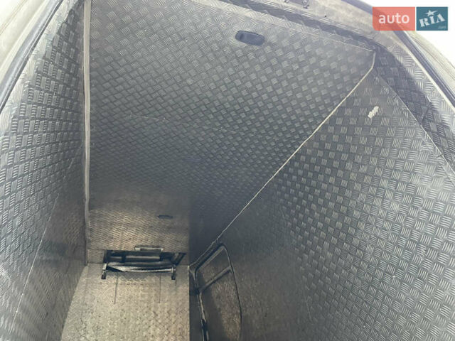 Білий Мерседес Sprinter, об'ємом двигуна 2.87 л та пробігом 444 тис. км за 7500 $, фото 14 на Automoto.ua