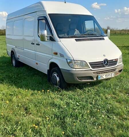 Белый Мерседес Sprinter, объемом двигателя 2.7 л и пробегом 385 тыс. км за 21500 $, фото 6 на Automoto.ua