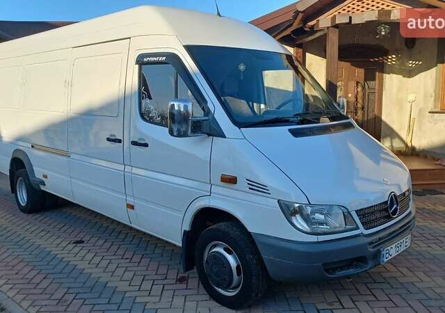 Белый Мерседес Sprinter, объемом двигателя 2.7 л и пробегом 385 тыс. км за 19800 $, фото 32 на Automoto.ua