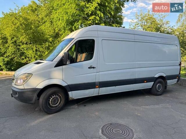 Белый Мерседес Sprinter, объемом двигателя 3 л и пробегом 577 тыс. км за 11390 $, фото 7 на Automoto.ua