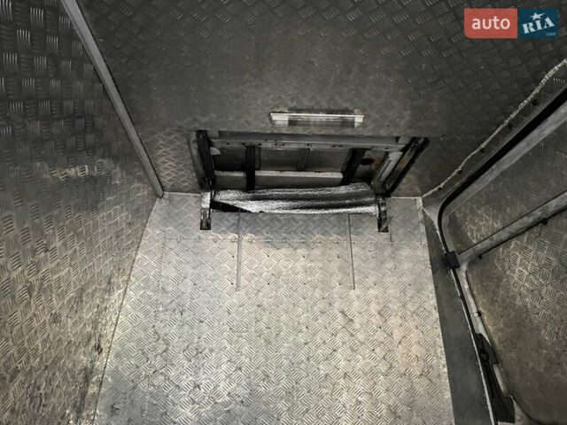 Білий Мерседес Sprinter, об'ємом двигуна 2.87 л та пробігом 444 тис. км за 7500 $, фото 16 на Automoto.ua