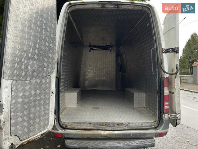 Білий Мерседес Sprinter, об'ємом двигуна 2.87 л та пробігом 444 тис. км за 7500 $, фото 9 на Automoto.ua