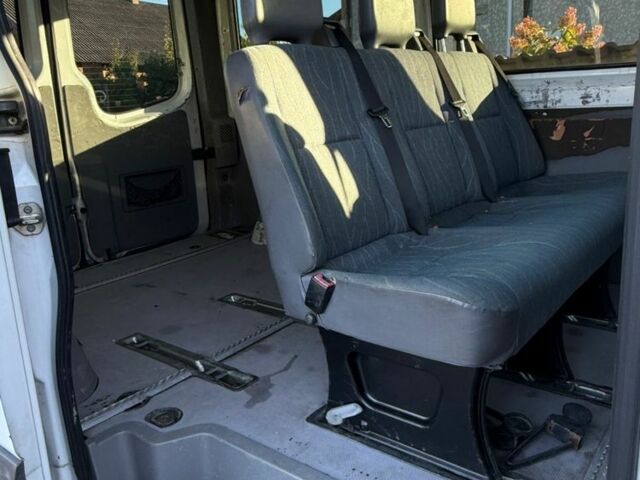 Белый Мерседес Sprinter, объемом двигателя 2.2 л и пробегом 500 тыс. км за 6200 $, фото 7 на Automoto.ua