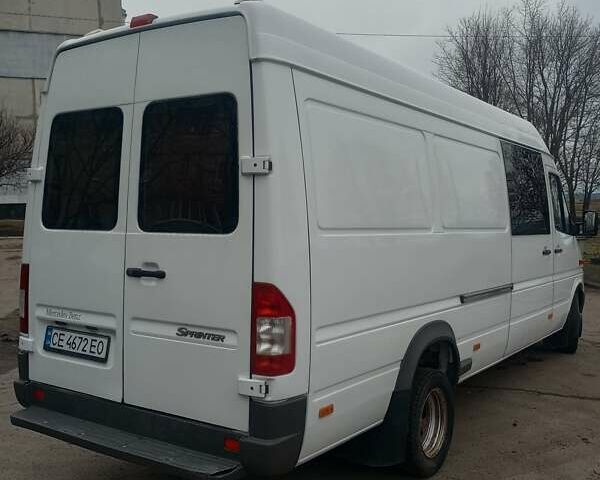 Білий Мерседес Sprinter, об'ємом двигуна 2.69 л та пробігом 182 тис. км за 23993 $, фото 6 на Automoto.ua