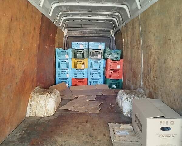 Белый Мерседес Sprinter, объемом двигателя 2.7 л и пробегом 350 тыс. км за 18100 $, фото 47 на Automoto.ua