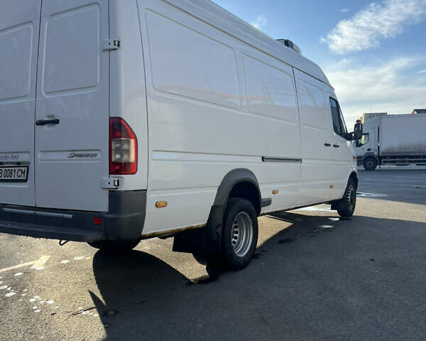 Белый Мерседес Sprinter, объемом двигателя 2.7 л и пробегом 407 тыс. км за 21555 $, фото 20 на Automoto.ua