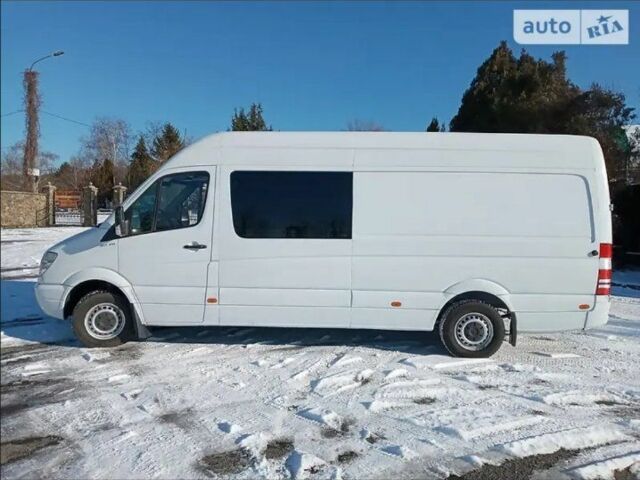Белый Мерседес Sprinter, объемом двигателя 3 л и пробегом 600 тыс. км за 17500 $, фото 1 на Automoto.ua