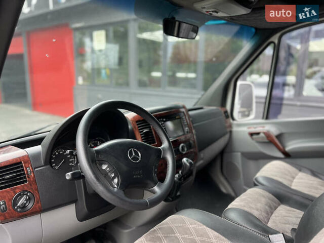 Белый Мерседес Sprinter, объемом двигателя 2.99 л и пробегом 490 тыс. км за 19500 $, фото 16 на Automoto.ua
