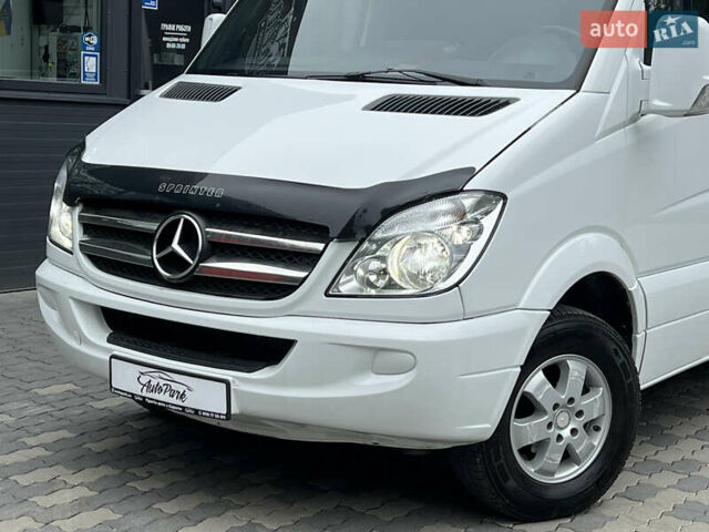 Белый Мерседес Sprinter, объемом двигателя 2.99 л и пробегом 490 тыс. км за 19500 $, фото 12 на Automoto.ua
