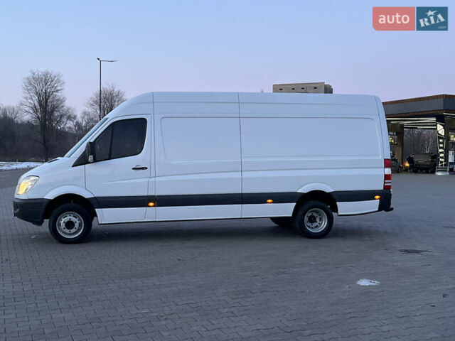 Белый Мерседес Sprinter, объемом двигателя 2.2 л и пробегом 275 тыс. км за 14900 $, фото 9 на Automoto.ua