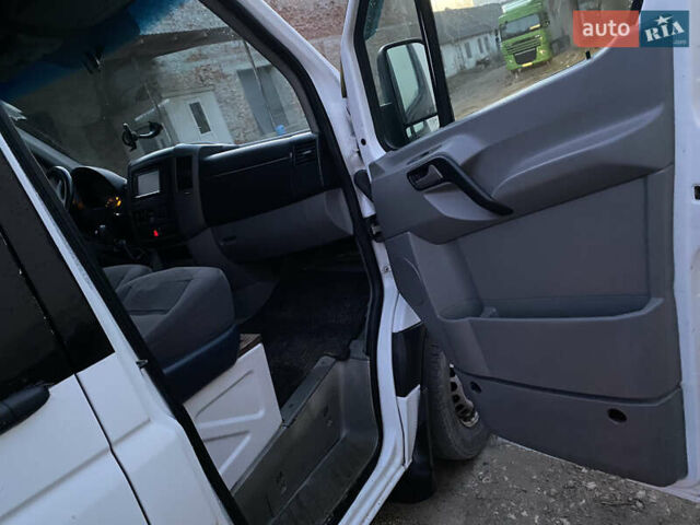 Белый Мерседес Sprinter, объемом двигателя 2.99 л и пробегом 750 тыс. км за 13800 $, фото 7 на Automoto.ua