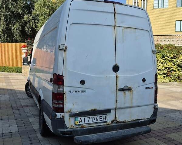 Білий Мерседес Sprinter, об'ємом двигуна 2.1 л та пробігом 653 тис. км за 8000 $, фото 2 на Automoto.ua