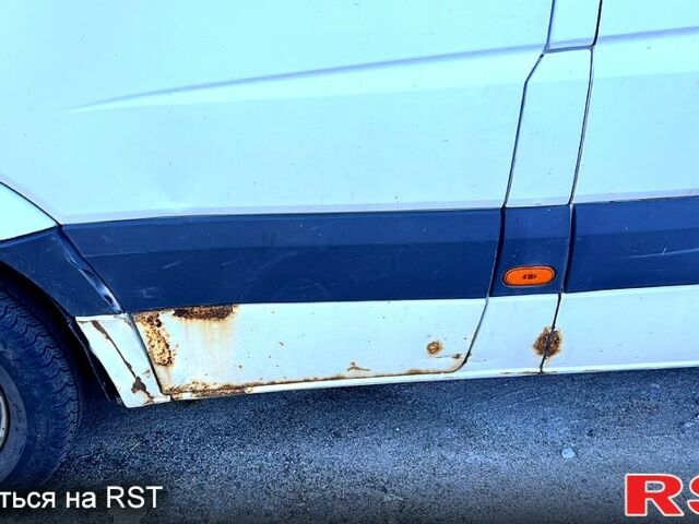 Белый Мерседес Sprinter, объемом двигателя 2.1 л и пробегом 0 тыс. км за 10000 $, фото 7 на Automoto.ua