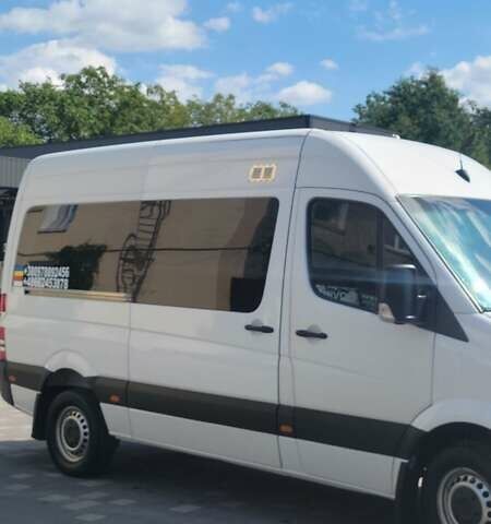 Белый Мерседес Sprinter, объемом двигателя 2.15 л и пробегом 70 тыс. км за 14500 $, фото 1 на Automoto.ua