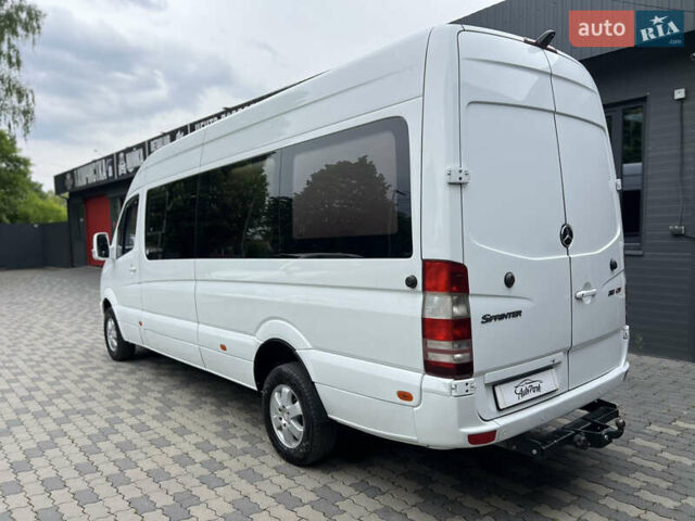 Белый Мерседес Sprinter, объемом двигателя 2.99 л и пробегом 490 тыс. км за 19500 $, фото 9 на Automoto.ua