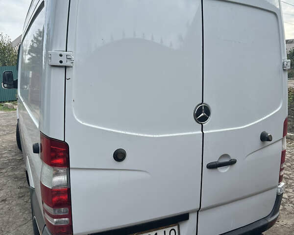 Білий Мерседес Sprinter, об'ємом двигуна 2.15 л та пробігом 430 тис. км за 11000 $, фото 2 на Automoto.ua