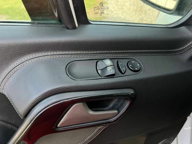 Белый Мерседес Sprinter, объемом двигателя 2.2 л и пробегом 929 тыс. км за 13500 $, фото 8 на Automoto.ua