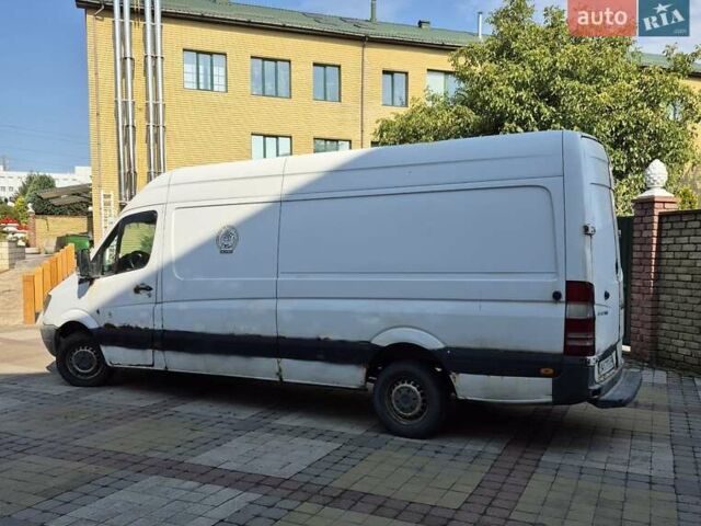 Білий Мерседес Sprinter, об'ємом двигуна 2.1 л та пробігом 653 тис. км за 8000 $, фото 1 на Automoto.ua