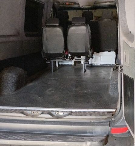 Білий Мерседес Sprinter, об'ємом двигуна 2.1 л та пробігом 234 тис. км за 14000 $, фото 2 на Automoto.ua
