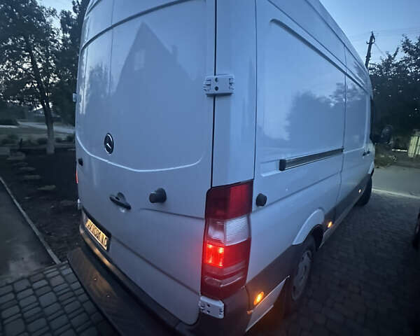 Білий Мерседес Sprinter, об'ємом двигуна 2.15 л та пробігом 430 тис. км за 11000 $, фото 6 на Automoto.ua