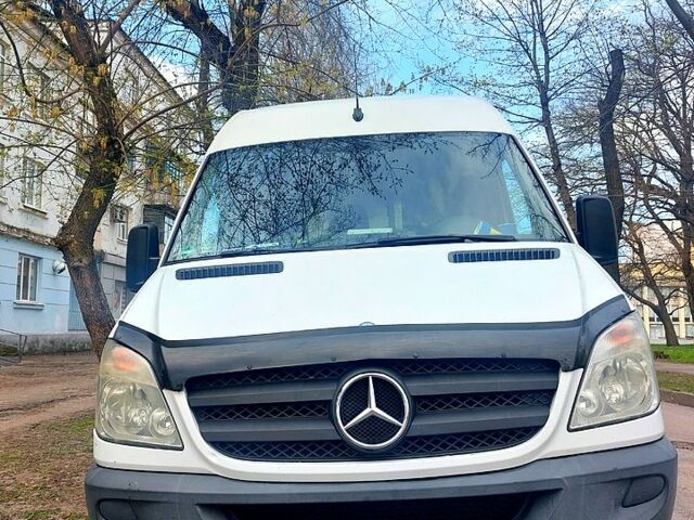 Белый Мерседес Sprinter, объемом двигателя 2.1 л и пробегом 499 тыс. км за 12500 $, фото 6 на Automoto.ua