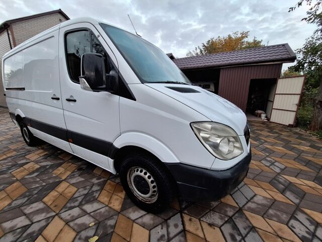 Белый Мерседес Sprinter, объемом двигателя 2.1 л и пробегом 354 тыс. км за 11500 $, фото 7 на Automoto.ua