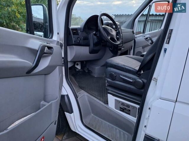 Белый Мерседес Sprinter, объемом двигателя 2.14 л и пробегом 354 тыс. км за 11800 $, фото 16 на Automoto.ua