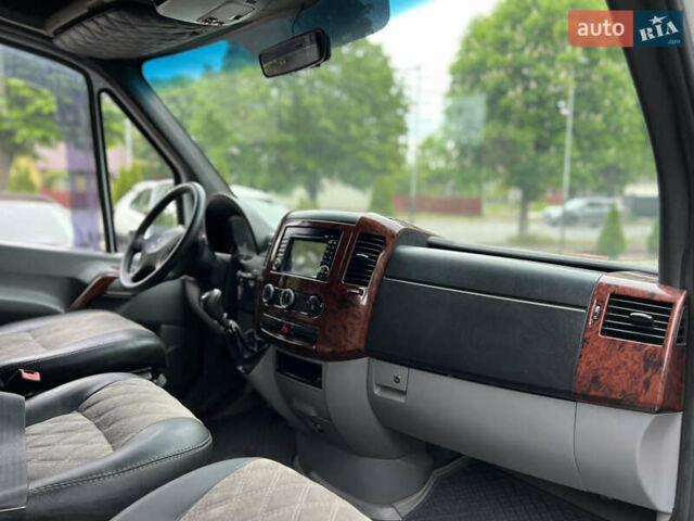 Белый Мерседес Sprinter, объемом двигателя 2.99 л и пробегом 490 тыс. км за 19500 $, фото 23 на Automoto.ua