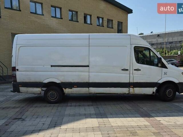 Білий Мерседес Sprinter, об'ємом двигуна 2.1 л та пробігом 653 тис. км за 8000 $, фото 3 на Automoto.ua