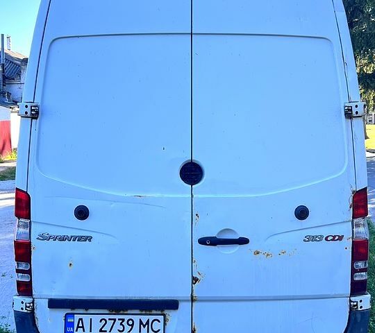 Белый Мерседес Sprinter, объемом двигателя 2.1 л и пробегом 0 тыс. км за 10000 $, фото 4 на Automoto.ua