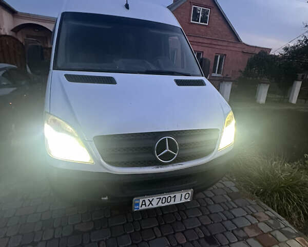 Білий Мерседес Sprinter, об'ємом двигуна 2.15 л та пробігом 430 тис. км за 11000 $, фото 7 на Automoto.ua
