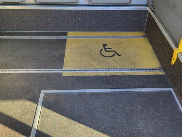 Мерседес Sprinter 2010 у Жмеренке на Automoto.ua Білий Мерседес Sprinter, об'ємом двигуна 0 л та пробігом 700 тис. км за 30948 $, фото 13 на Automoto.ua