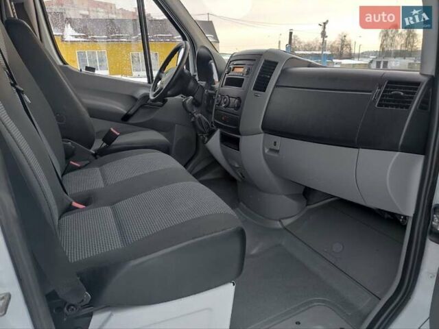 Белый Мерседес Sprinter, объемом двигателя 0 л и пробегом 186 тыс. км за 27300 $, фото 20 на Automoto.ua